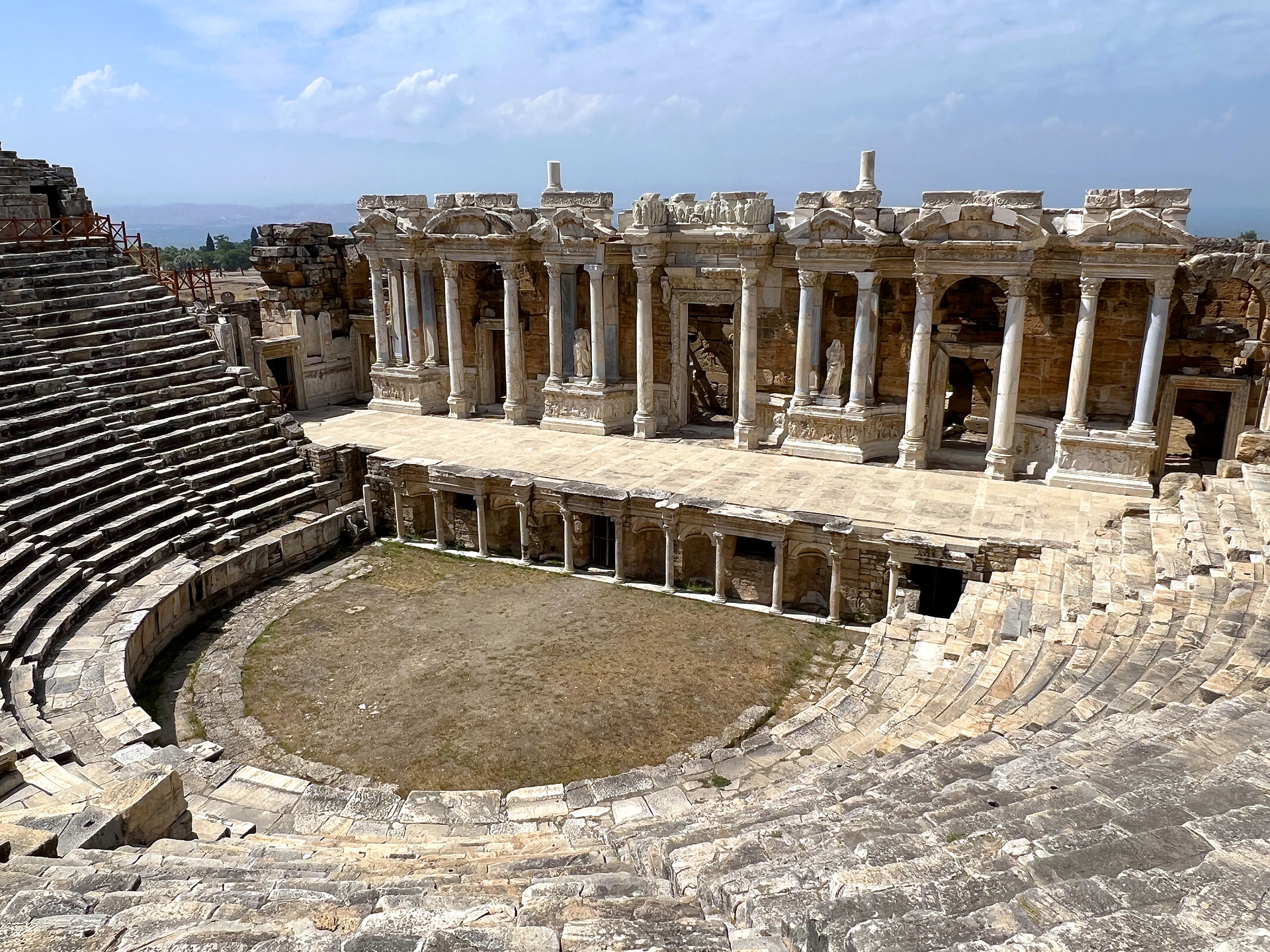 世界の色図鑑｜住まいるONLINE